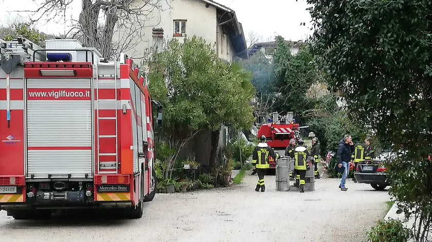 I pompieri sul luogo dell'esplosione (Bonaventura)