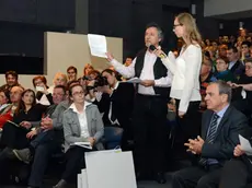 Foto Bruni 29.04.15 Scienza in citta: Dottssa Zacchigna e dott. Bianco ,contestati da Andolina e le mamme di stamina