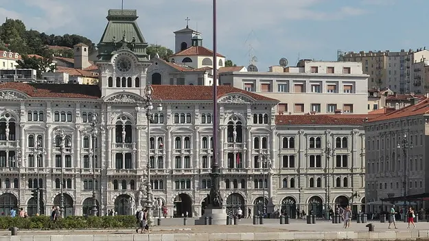 Lasorte Trieste 11/08/13 - Piazza Unità, Municipio e Palazzo della Regione