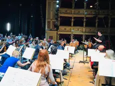 Le prove al Teatro Verdi del concerto del 21 giugno alle 11 per la Festa della musica. Il concerto, diretto da Paolo Longo, aprirà il cartellone di “Trieste Estate” 2020