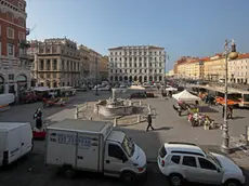 Una veduta di piazza Ponterosso