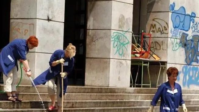 Bumbaca Gorizia Vandalismi mature IPSIA