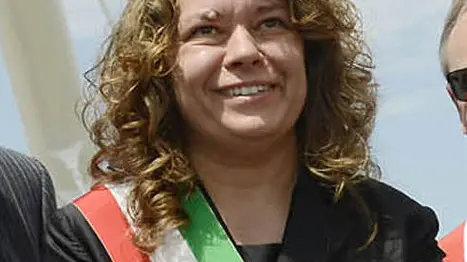 E.Gherghetta (Presidente Provincia Gorizia), G.Santuz (Presidente FVG Strade), i sindaci C.Visintin (Mariano) e L.Patat (Cormons), D.Serracchiani (Presidente Friuli Venezia Giulia) e M.A.Marrosu (Prefetto Gorizia) all'inaugurazione del nuovo by-pass sulla S.R. 305. (Mariano del Friuli 11/06/13)