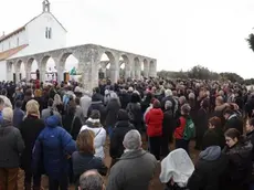 Un pellegrinaggio a Santa Fosca, il 13 febbraio scorso (foto da glasistre.hr)