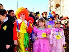 Mascherine in piazza Unità: per loro il clou sarà il corso mascherato di martedì 17