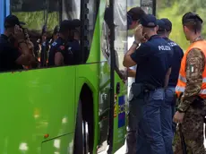 Controlli al confine italo-sloveno (Bruni)