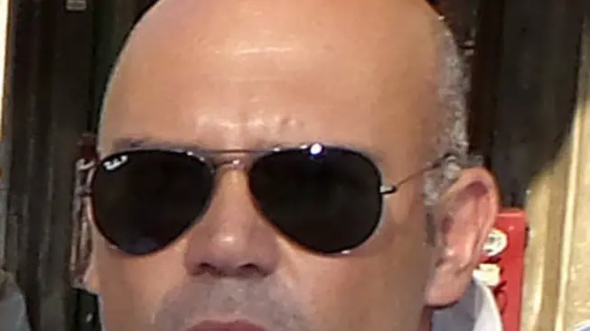 Lasorte Trieste 03/06/15 - Piazza Goldoni, Raccolta Firme contro la Pedonalizzazione di Via Mazzini