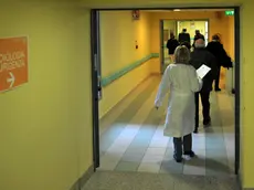 L' interno dell'ospedale Lotti di Pontedera fotografato questa mattina 19 dicembre 2011. Giornata di possibili disagi negli ospedali per l'adesione allo scipero del pubblico impiego di medici e infermieri: a rischio visite specialistiche, esami diagnostici e interventi chirurgici non urgenti, mentre saranno garantite le attività di Pronto soccorso, 118 e gli interventi urgenti. ANSA/STRINGER