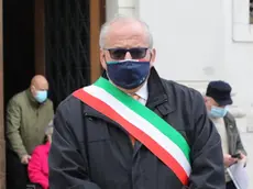 Il sindaco Rodolfo Ziberna davanti al municipio. Foto Bumbaca