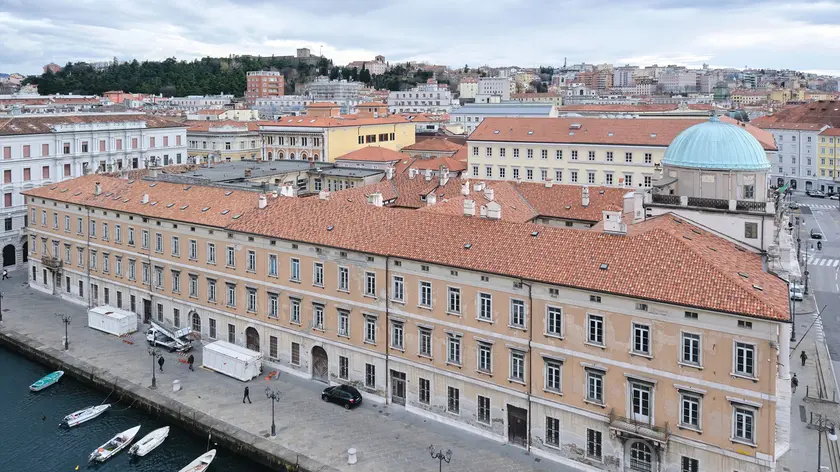 Palazzo Carciotti fotografato da Massimo Silvano