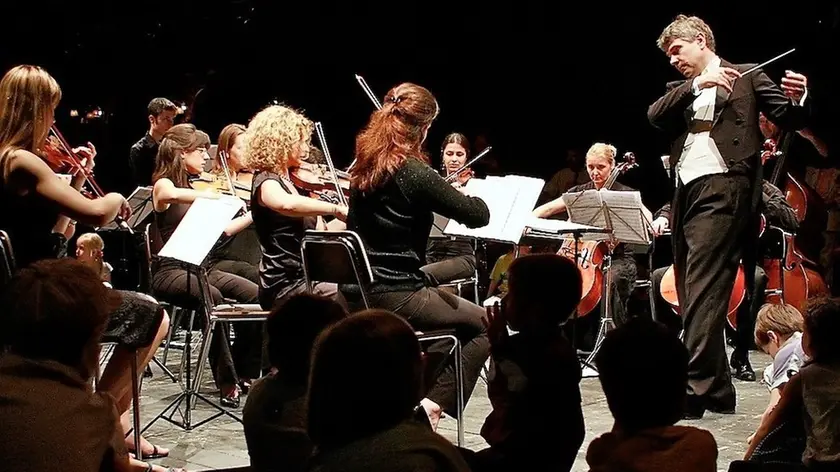 Trieste, 21 maggio 2009, Teatro Rossetti, Trieste - Festival di Musica per Bambini - Nella Pancia del Teatro con l'Orchestra! con l'orchestra da camera del Friuli Venezia Giulia diretta da Romolo Gessi - foto di Massimo Goina - www.goina.com