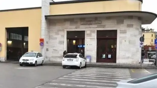 La stazione degli autobus in piazzale Curiel a Muggia