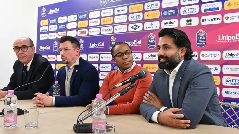 Foto Bruni Trieste 19.01.23 Pallacanestro Trieste: Ghiacci con i nuovi proprietari De Meo e C.