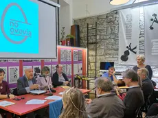 Il comitato No Ovovia al Knulp (Foto Silvano)