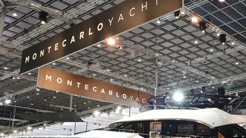 Un modello Montecarlo Yachts in esposizione a Düsseldorf