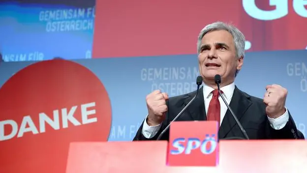 epa03889011 Social Democratic Party (SPÖ) candidate, chancellor Werner Faymann at the SPÖ election party in Vienna, Austria, 29 September 2013. Austria's ruling coalition of social democrats and conservatives hold on to a narrow majority in parliamentary elections but lose ground to far-right and eurosceptic parties, according to projections. EPA/ROLAND SCHLAGER