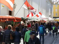 Lasorte Trieste 22/04/17 - Piazza S.Antonio, Ponterosso, Piazza della Repubblica, Via Mazzini, Mercato Europeo, Mercatino