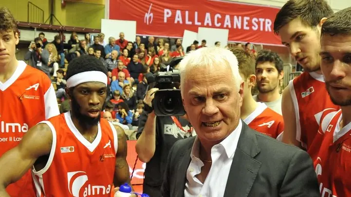 Foto BRUNI 05.02.17 Basket Alma Trieste- Fortitudo Bologna-Dalmasson