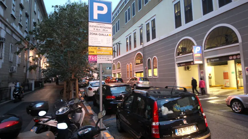 Lasorte Trieste 15/10/14 - Via della Pietà, Parcheggio