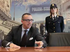 Roberto Giacomelli durante una conferenza stampa in questura a Trieste