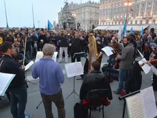 Lasorte Trieste 26/10/13 - Piazza Unita' - Manifestazione/evento di tutte le maestranze della Fondazione Teatro Verdi di Trieste, promosso da Rsu e Sindacati di categoria