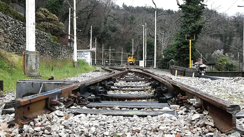 Foto BRUNI Trieste 12.03.2021 Tram Opicina: smantellamento binari