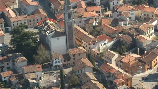 Bumbaca Gorizia Aerea San Lorenzo il centro e la chiesa
