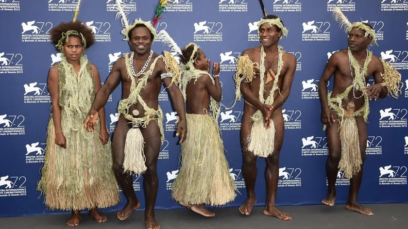 08/09/2015 Venezia, 72 Mostra Internazionale d' Arte Cinematografica. Photocall del film Tanna. Nella foto la tribu' Yakel dell'Isola di Tanna, gli attori in abiti tradizionali