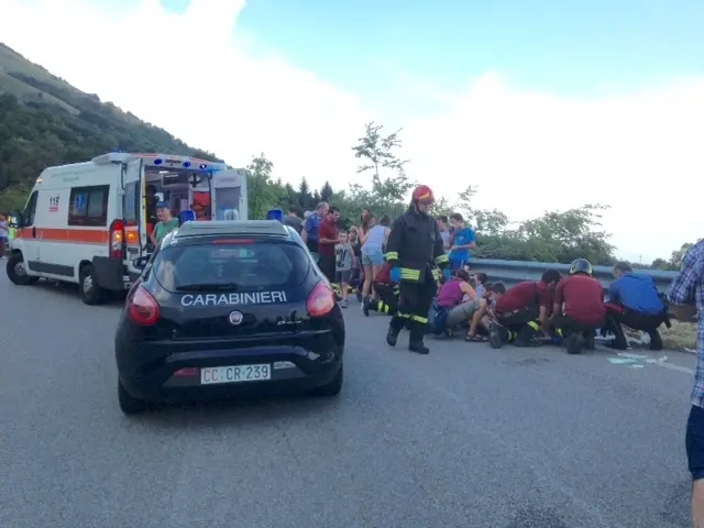 I soccorsi ai bambini (foto Missinato)