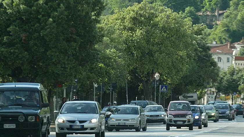 Lasorte Trieste 02 06 04 - Barcola Traffico in rientro