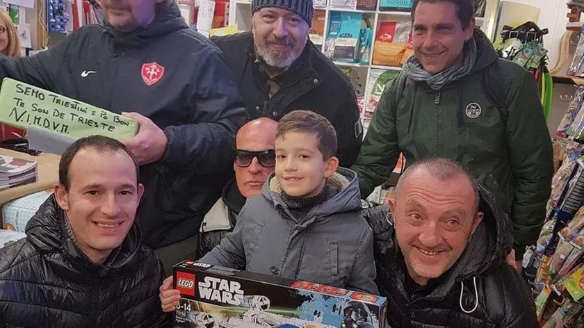 Silvano Trieste 25/02/2017 I soldi raccolti dal Gruppo N.I.M.D.V.M