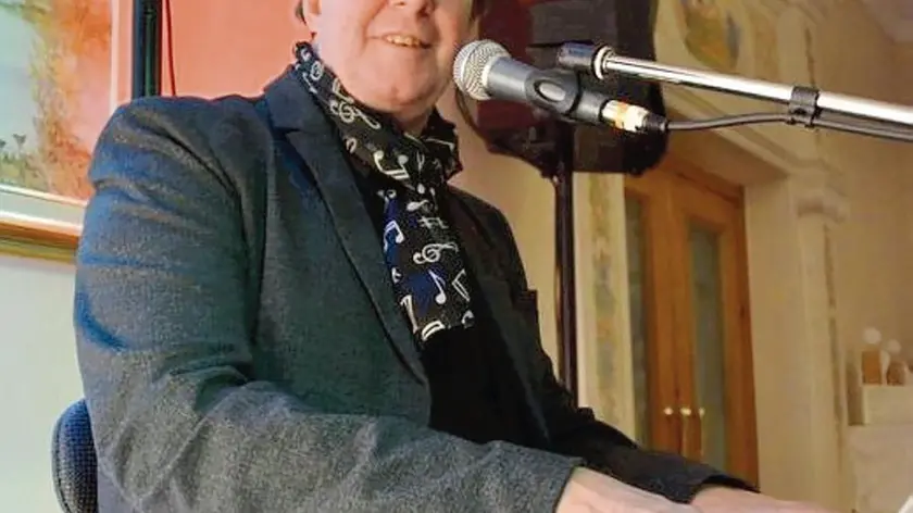Il musicista e compositore Alex Vincenti, un matrimonio di 40 anni con la musica