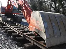 I lavori lungo la linea del tram di Opicina in via Commerciale. Foto Brun