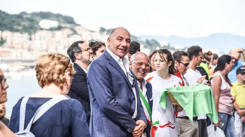 Genova, fascia di rispetto Pra. la regata delle repubbliche marinare. Giuseppe Abbagnale.