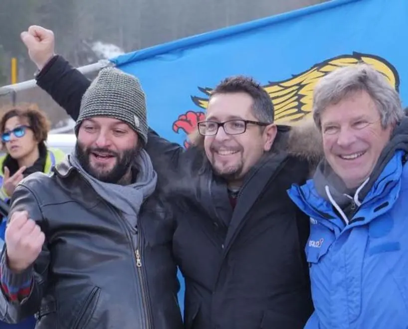 Local citizens with flags of arms of the Friuli Venezia Giulia Region celebrate after the decision of the Italian Lower House that approved the law proposal for moving the Veneto region border town of Sappada juridically to the neighbouring Friuli Venezia Giulia region in Sappada, northern Italy, 22 November 2017. Friuli Venezia Giulia region is one of five Italian regions with special status with more autonomy from the general government. ANSA/FRANCESCO FONTANA HOFFER