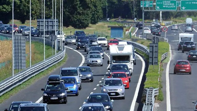 Un tratto autostradale gestito da Autovie venete