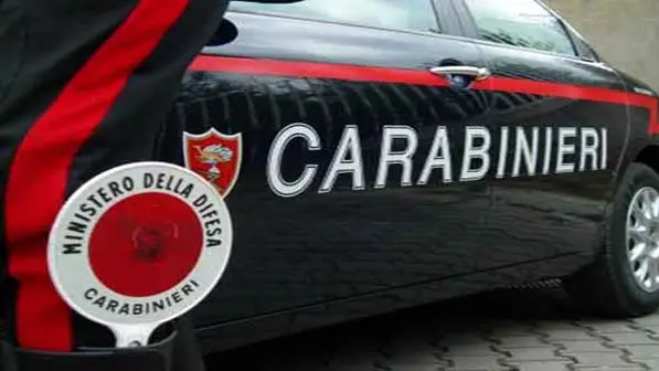 Un'auto dei carabinieri