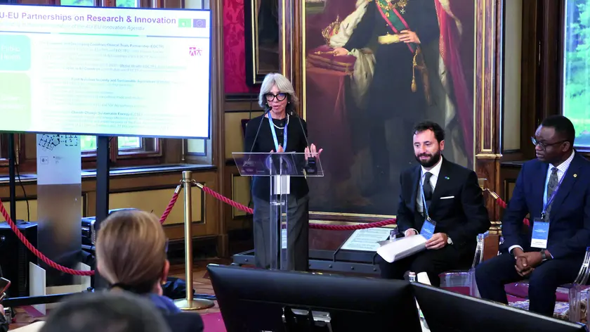 L'intervento di Caterina Petrillo. Nel pezzo, i presenti nelle immagini da Miramare di Lasorte