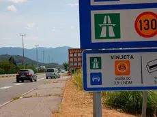 Bumbaca Gorizia Vinjeta vinjete prvi dan uvedbe sistema cestninjenja z vinjeto za osebna vozila do 3,5t