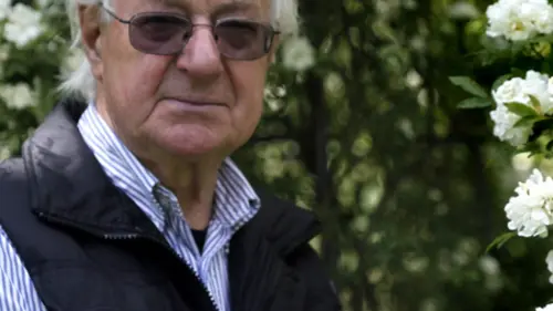 Vladimir Vremec krajinski arhitekt je zasnoval vrtniène vrtove na Svetem Ivanu, predelom nad Trstom. . V Trstu 29.4.2014