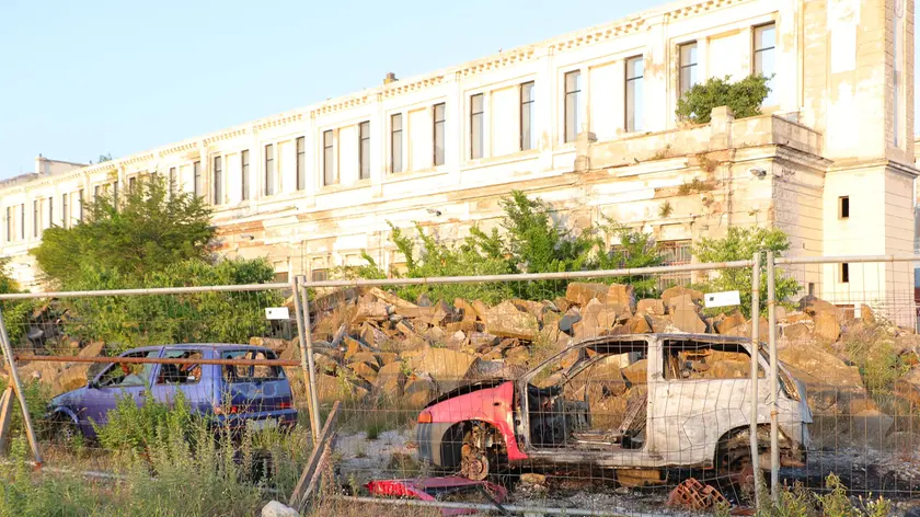 Lasorte Trieste 22/06/17 - Ex Stazione Campo Marzio, Auto Incendiata