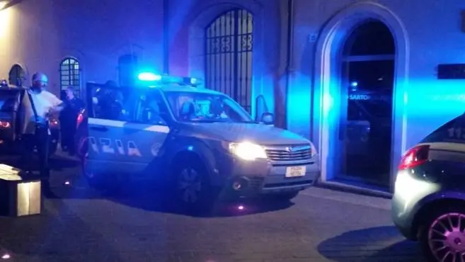 Una volante della Polizia