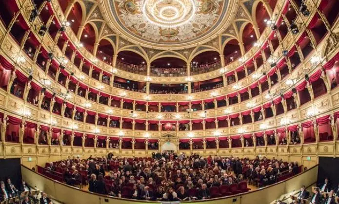 Una suggestiva immagine del Verdi, di cui Giorgio Vidusso è stato sovrintendente negli anni Novanta