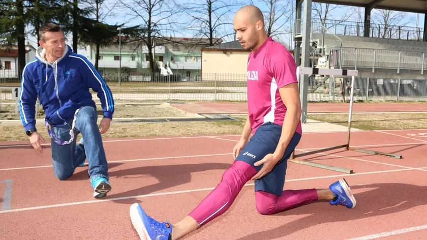 Camossi e Jacobs durante un allenamento al campo sportivo della Campagnuzza a Gorizia, nel 2017. © Fotografia di Pierluigi Bumbaca