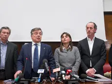 29/01/2014 Roma, conferenza stampa del ministro dello Sviluppo Economico e dei presidenti di regione a margine del tavolo sulla vertenza Electrolux. Nella foto Vasco Errani, Flavio Zanonato, Debora Serracchiani, Luca Zaia e Valentina Aprea