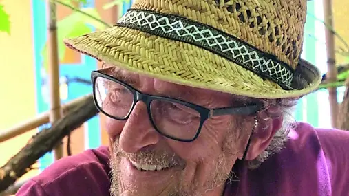 L’artista Enzo Navarra scomparso all’età di 78 anni