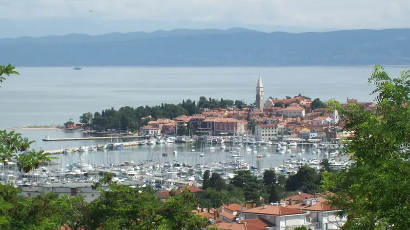 Una veduta di Isola