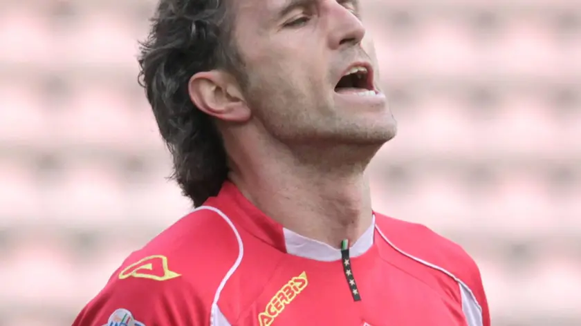 Denis Godeas nel 2014 dopo aver segnato al Dro Foto Andrea Lasorte