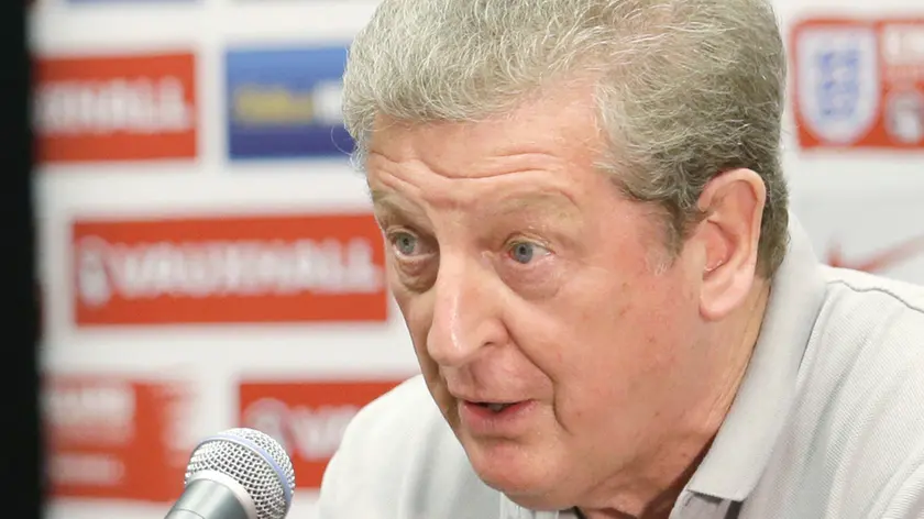 England soccer manager Roy Hodgson, right, speaks as player Frank Lampard looks on during a news conference, Tuesday, June 3, 2014 in Miami Gardens, Fla. England plays matches at Sun Life Stadium, against Ecuador on Wednesday and Honduras on Saturday. (AP Photo/Wilfredo Lee)