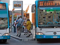 Silvano Trieste 2020-06-18 Persone alla fermata dei Bus